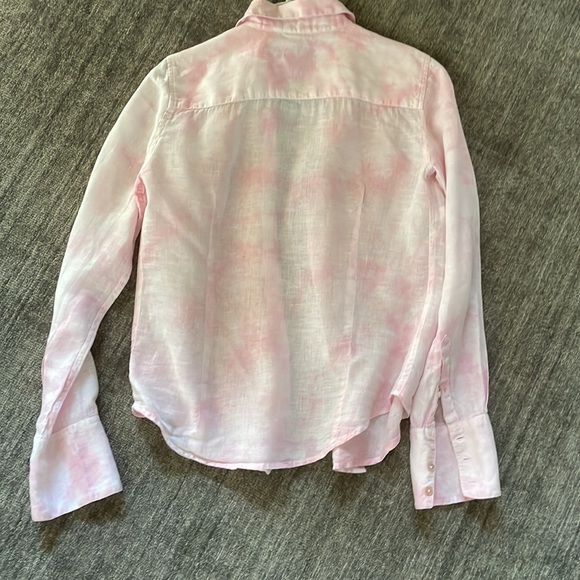 Embroidered Robert Graham - Picture 2 of 5